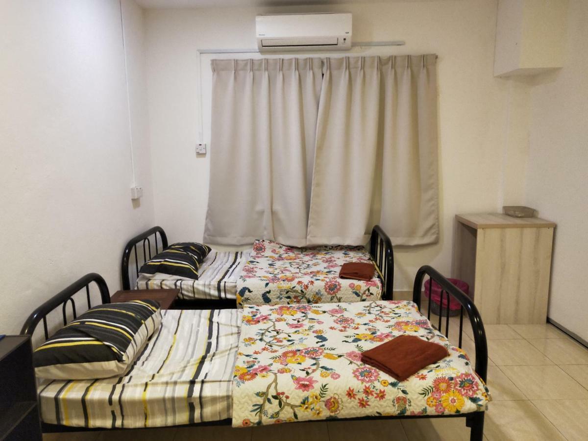 Homestay 4U Melaka Zewnętrze zdjęcie